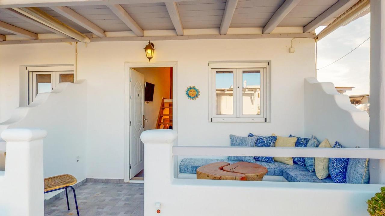 Mykonos Eight *