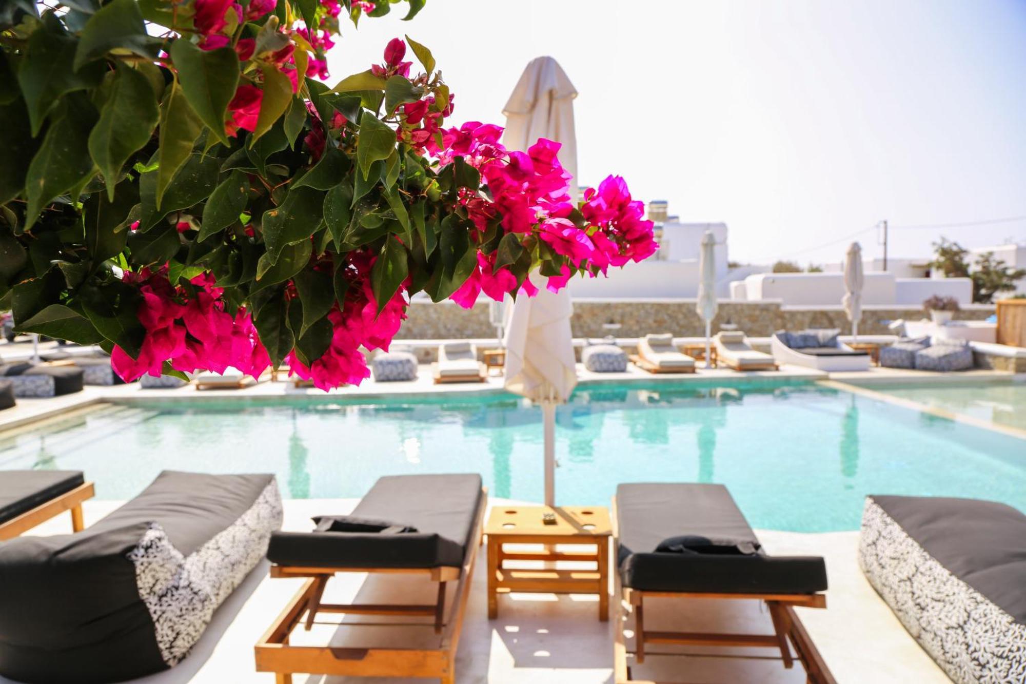 Mykonos Eight